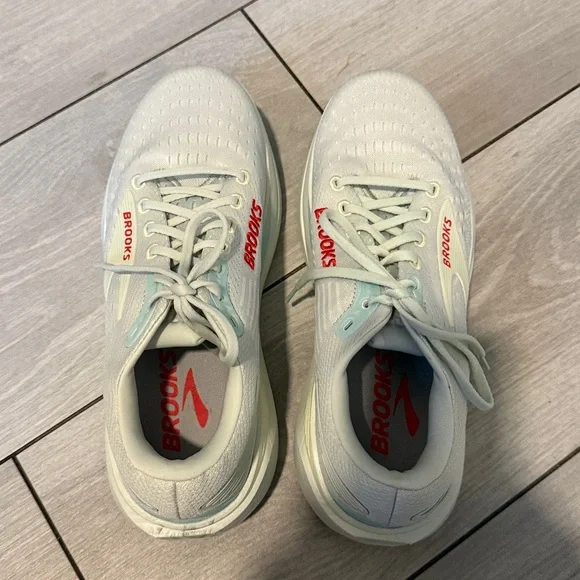 Brooks Women's Ghost Max 3 Running Shoes Size 10 - Picture 5 of 6